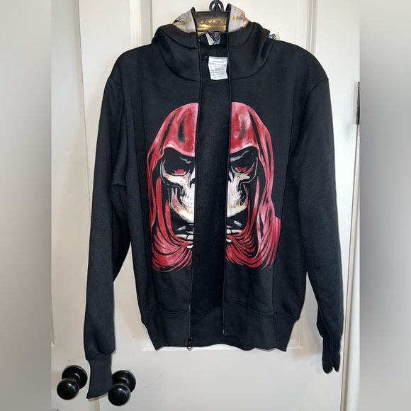 Charades Evil Empire Skull Hoodie Men’s Size Small/Women’s Size Medium BNWT - Picture 2 of 16